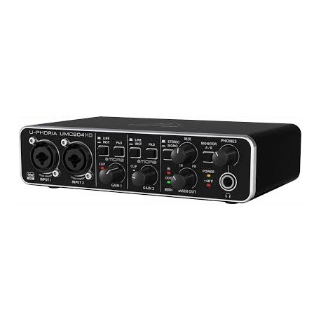 BEHRINGER UMC204HD